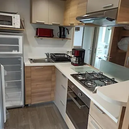 Mobilhome 3 Chbres 2 Sde 2 Wc Lv Ll Tv Clim Confort Gastes